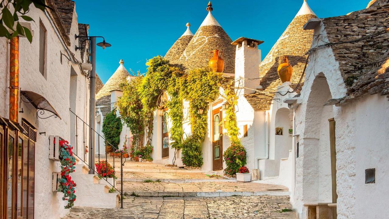 Trullo Monte Santo 50 Bed & Breakfast Alberobello Exterior photo